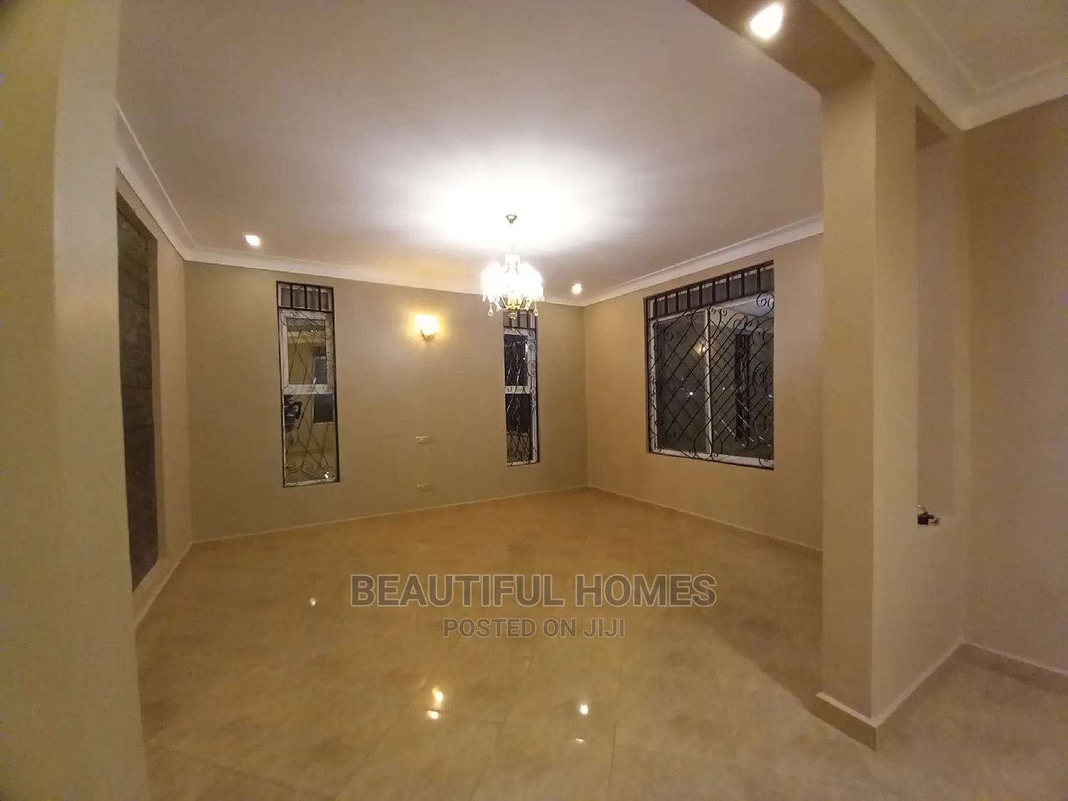Furnished 4bdrm House in Tarmacked Estate, Kira for Sale