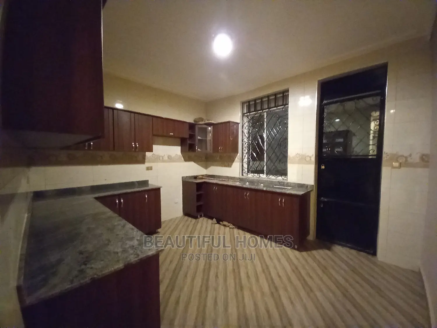 Furnished 4bdrm House in Tarmacked Estate, Kira for Sale