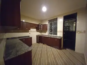 Furnished 4bdrm House in Tarmacked Estate, Kira for Sale