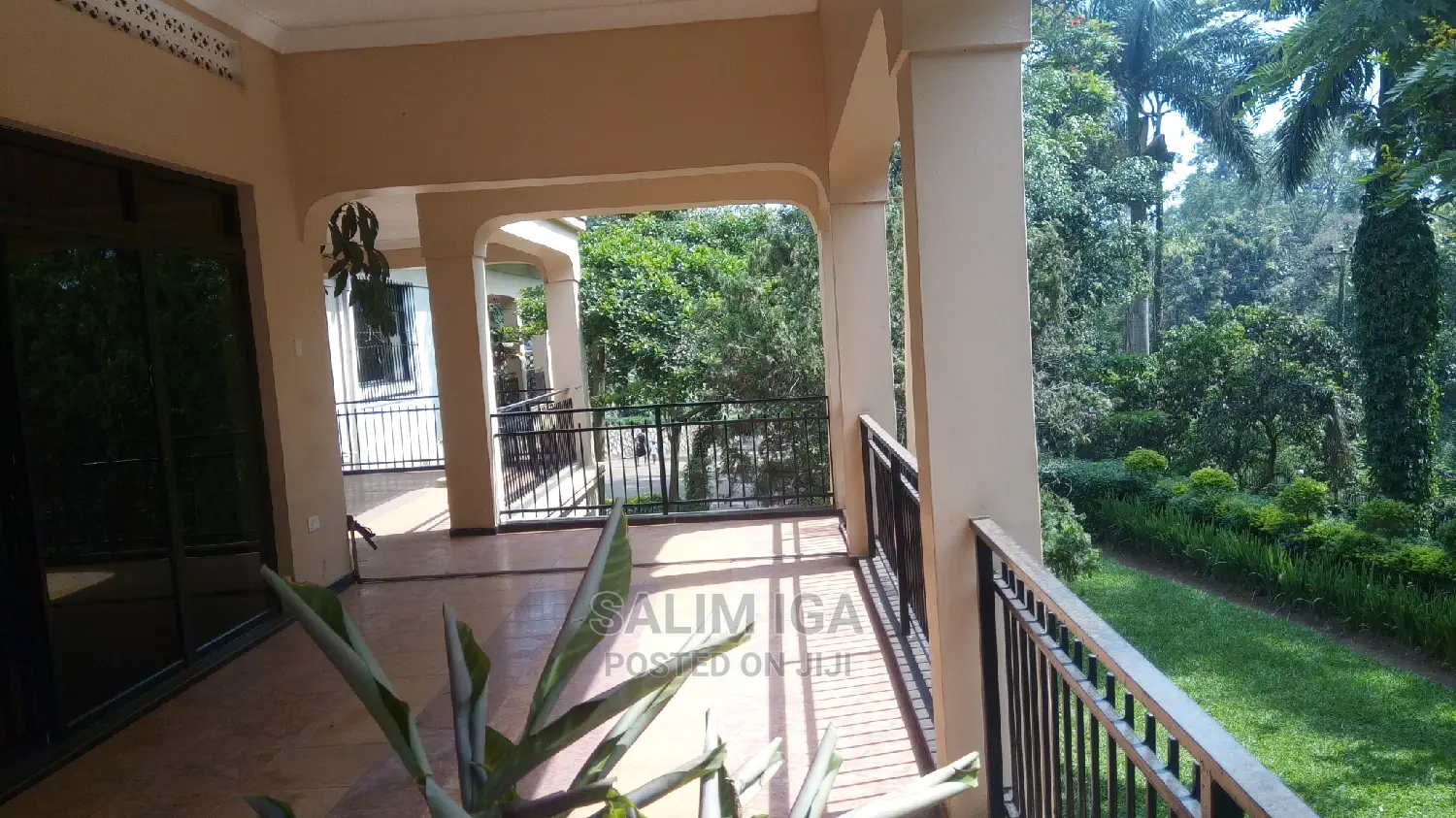 6bdrm Duplex in Kololo Property, Central Division for Rent