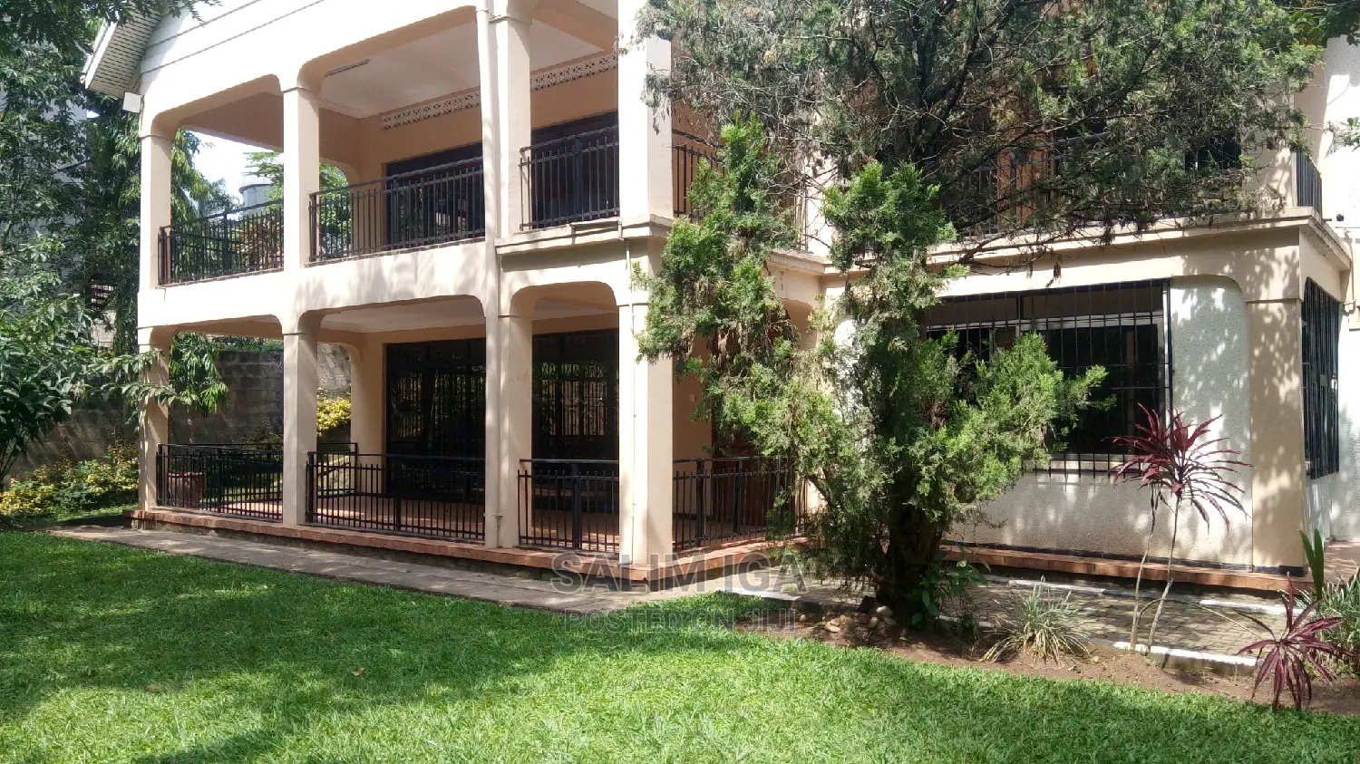 6bdrm Duplex in Kololo Property, Central Division for Rent