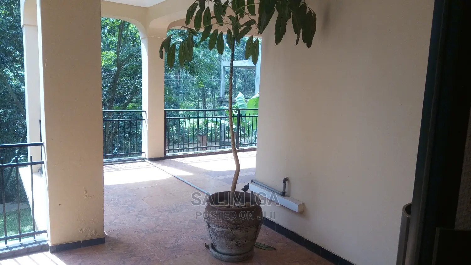 6bdrm Duplex in Kololo Property, Central Division for Rent