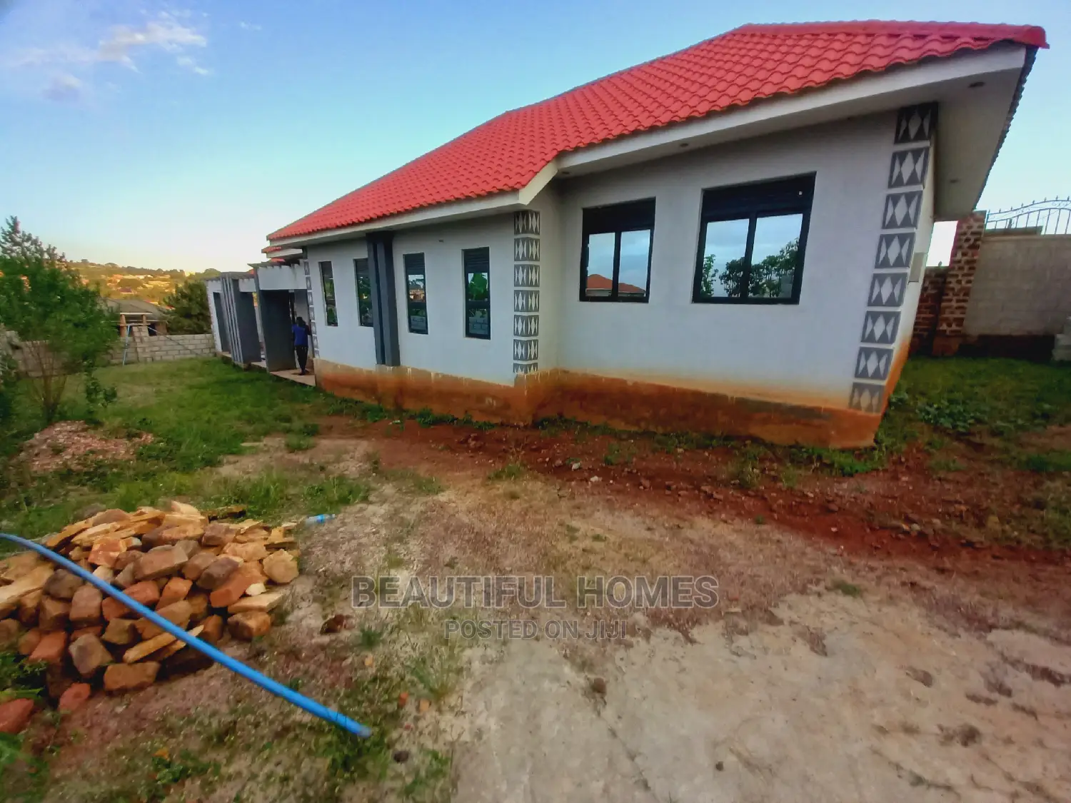 4bdrm House in Kira for Sale