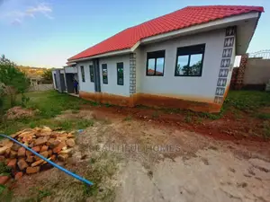 4bdrm House in Kira for Sale