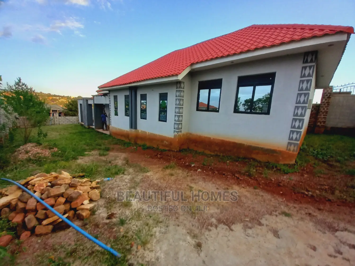 4bdrm House in Kira for Sale