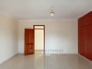 5bdrm Duplex in Fs Properties Ltd, Central Division for Rent