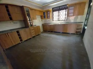 Furnished 7bdrm Mansion in Najjera, Central Division for Sale
