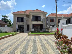 Furnished 6bdrm Duplex in Kira Rich, Central Division for Sale