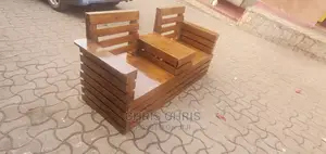Combined Double Pallet Chair and Table