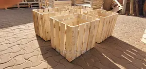 Pallet Flower Vessels