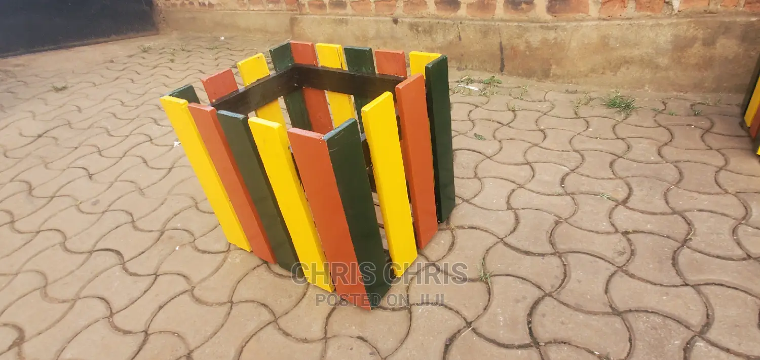 Pallet Flower Vessels