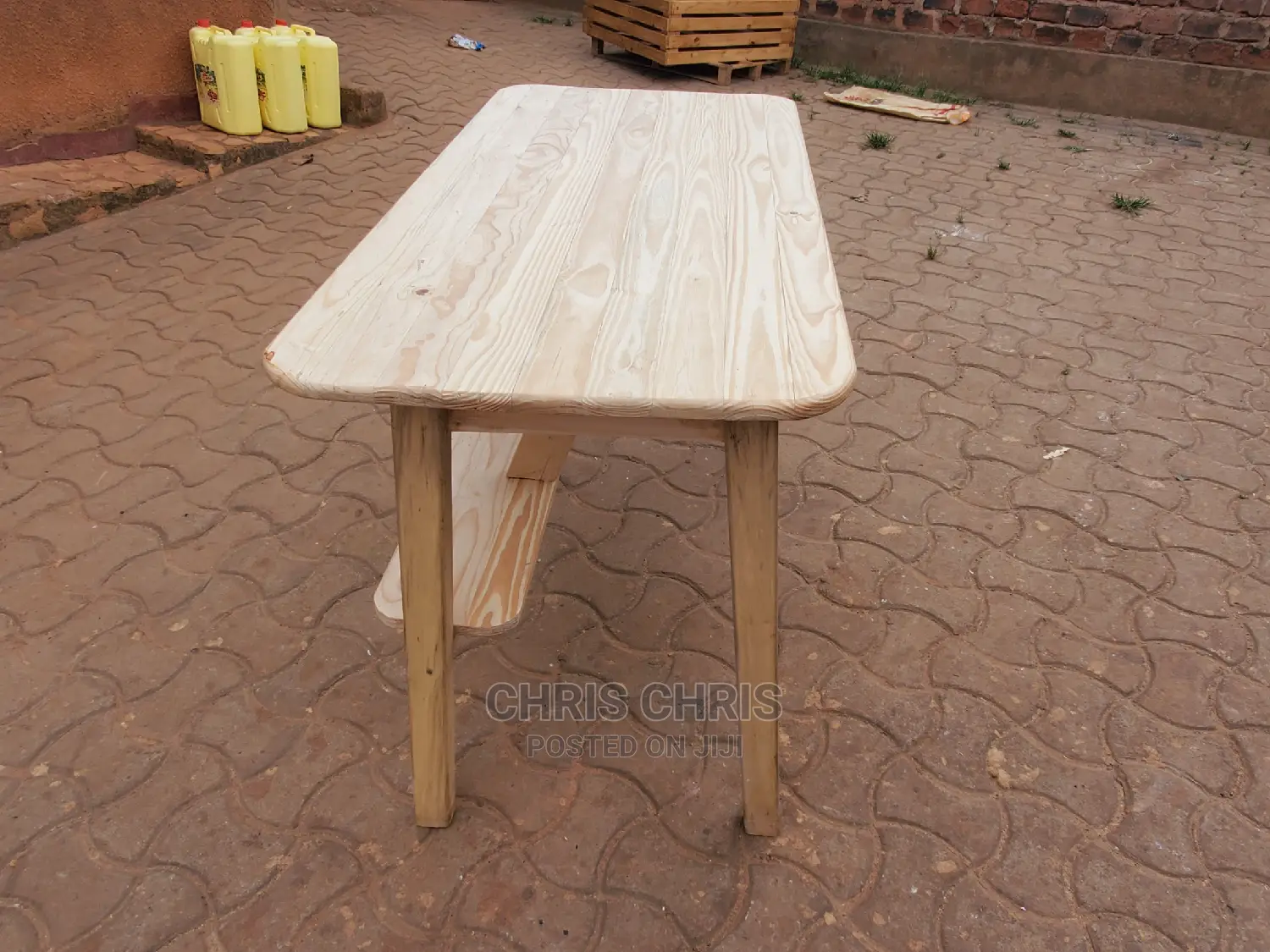 Quality Craft Pallet Tables