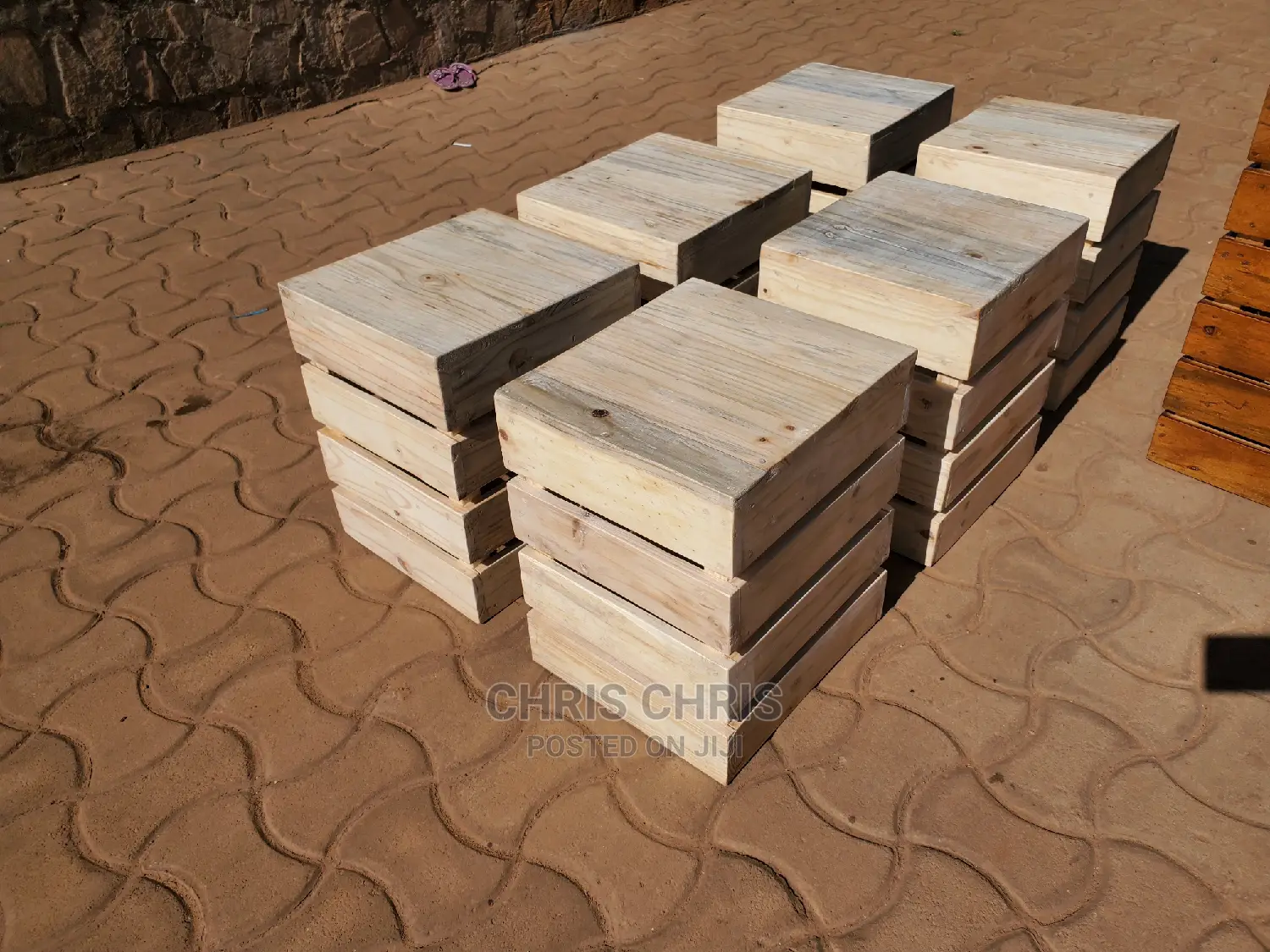 Pallet Benches and Stools at a Fair Cost
