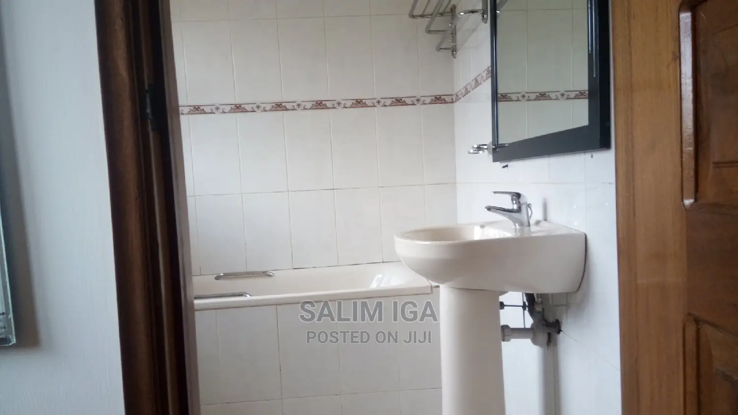 4bdrm Duplex in Kololo Property, Central Division for Rent