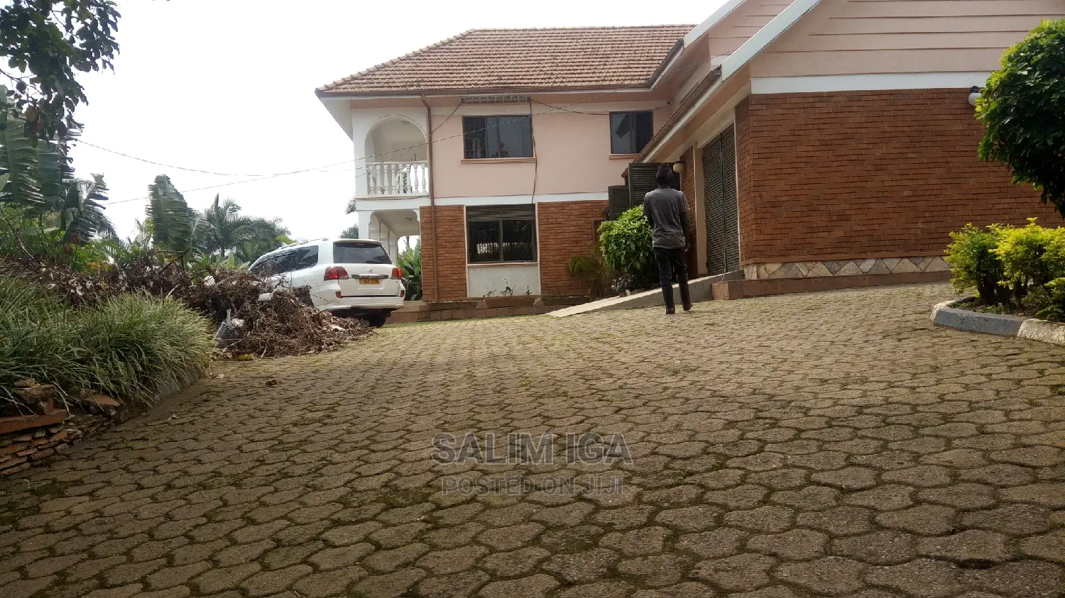 4bdrm Duplex in Kololo Property, Central Division for Rent