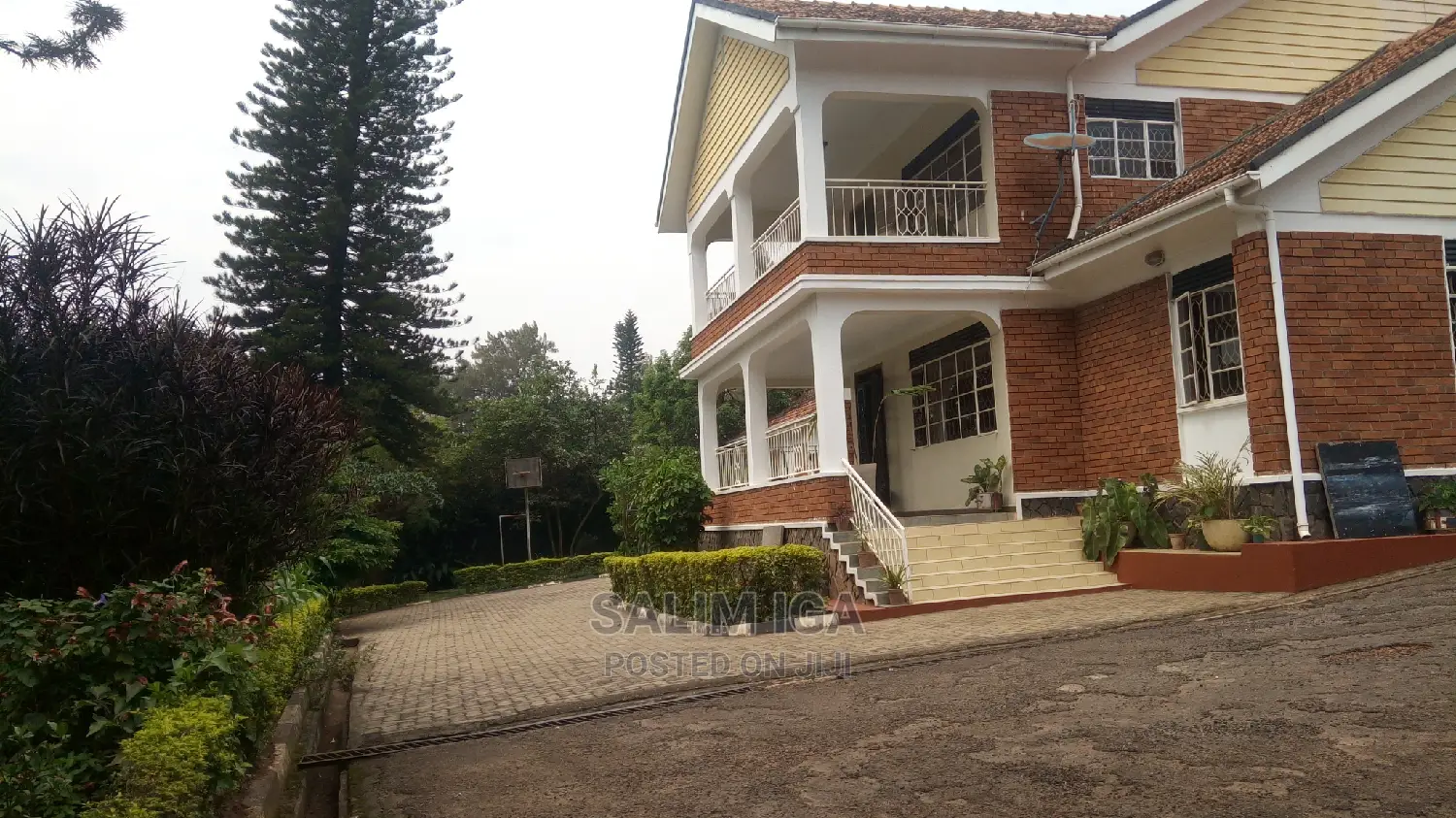 4bdrm Duplex in Kololo Property, Central Division for Rent