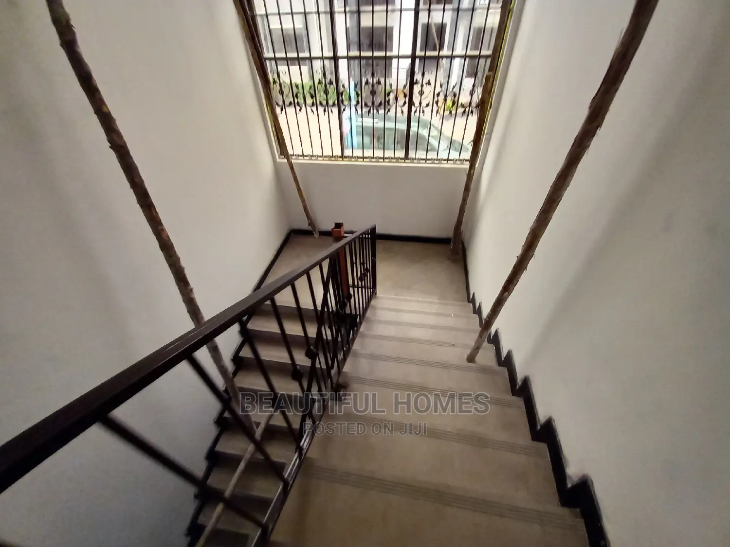 Furnished 6bdrm Mansion in Kiwatule Rich, Nakawa for Sale