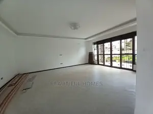 Furnished 6bdrm Mansion in Kira for Sale