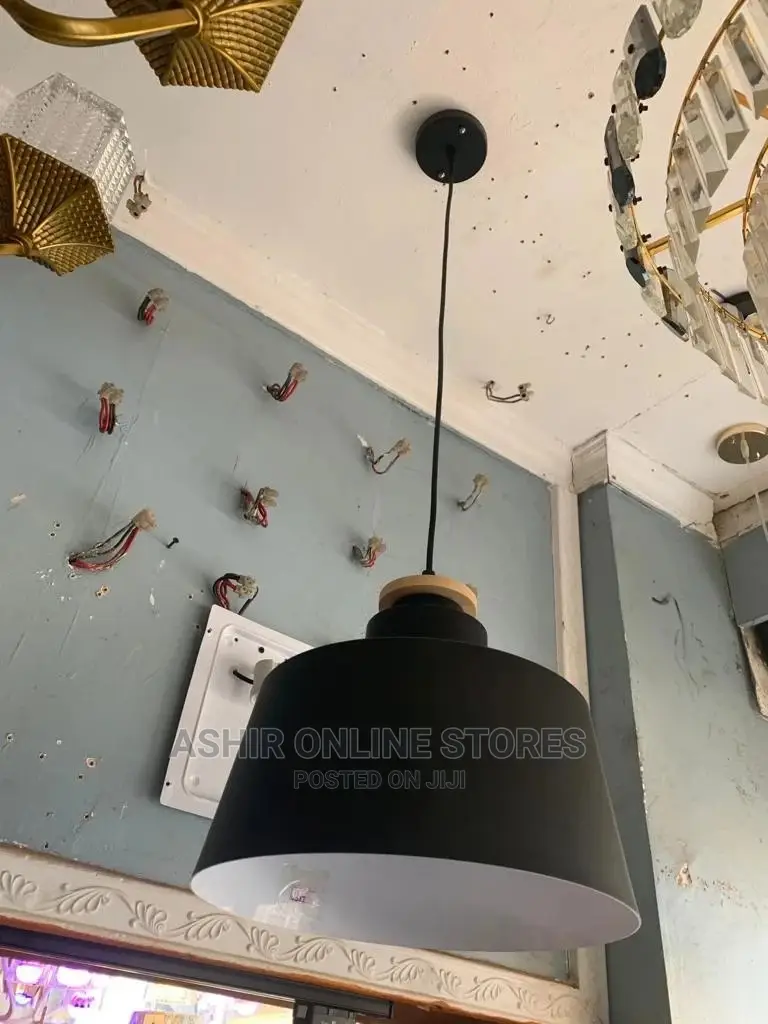 Black Pendant Lamp Holder