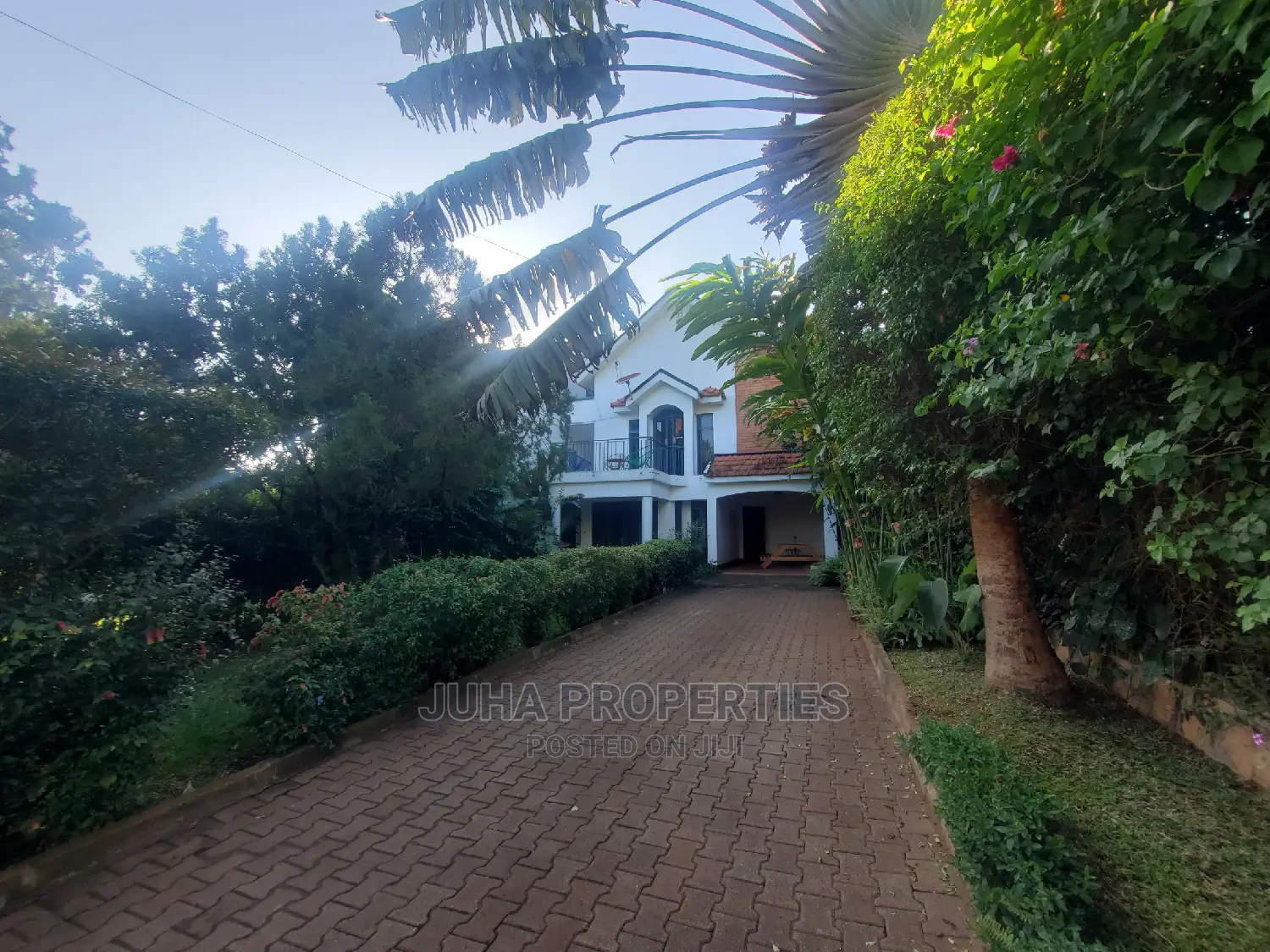4bdrm Maisonette in Central Division for Rent