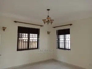 5bdrm Duplex in Kololo Property, Central Division for Rent
