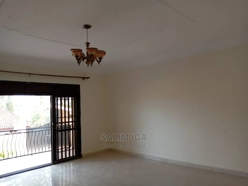 5bdrm Duplex in Kololo Property, Central Division for Rent