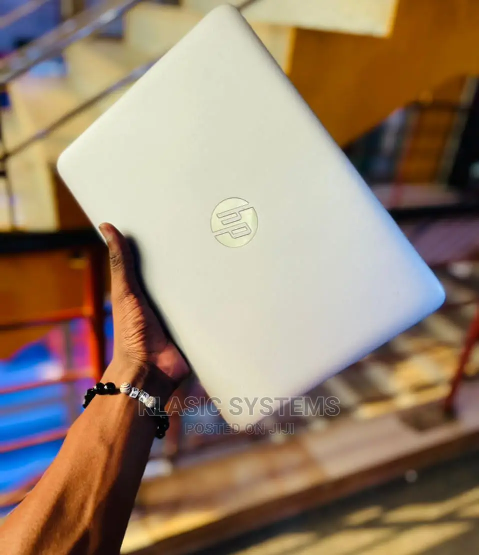 Laptop HP EliteBook 820 4GB Intel Core I5 500GB