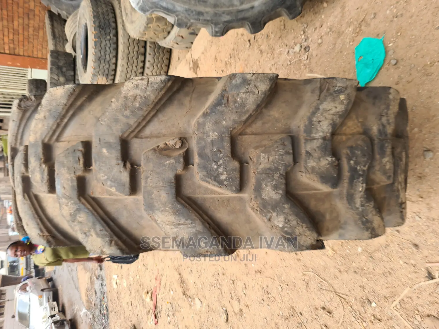 16.9r28 Used Tire