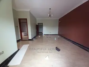 Furnished 6bdrm Mansion in Kira for Sale