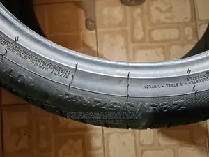 295/35r21 Brand New Tires