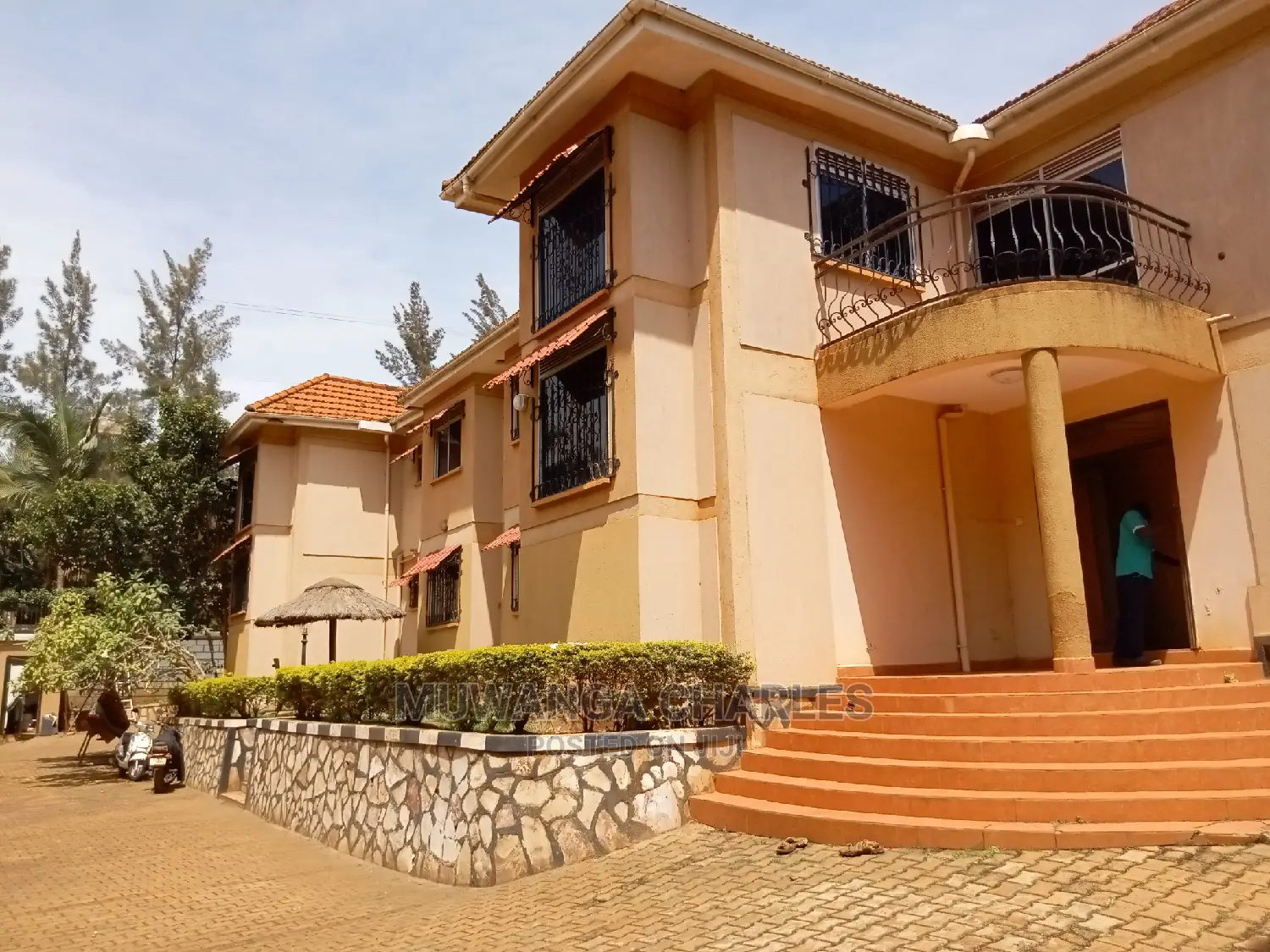 4bdrm Duplex in Fs Properties Ltd, Central Division for Rent