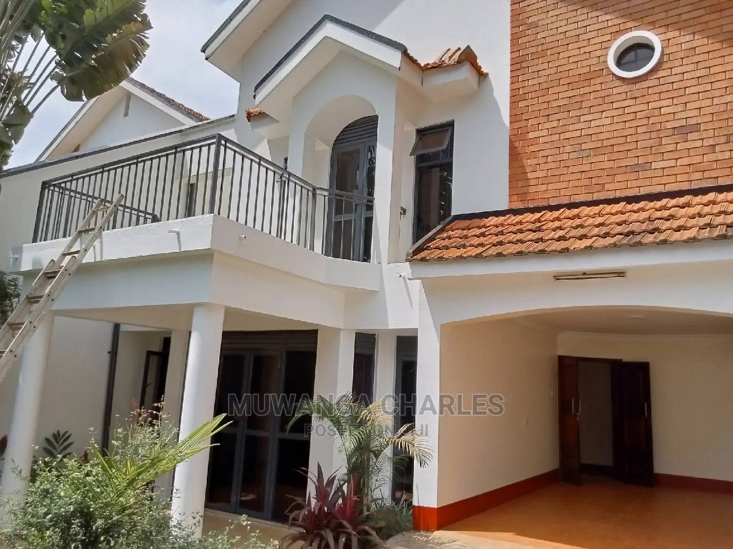 4bdrm Duplex in Fs Properties Ltd, Central Division for rent
