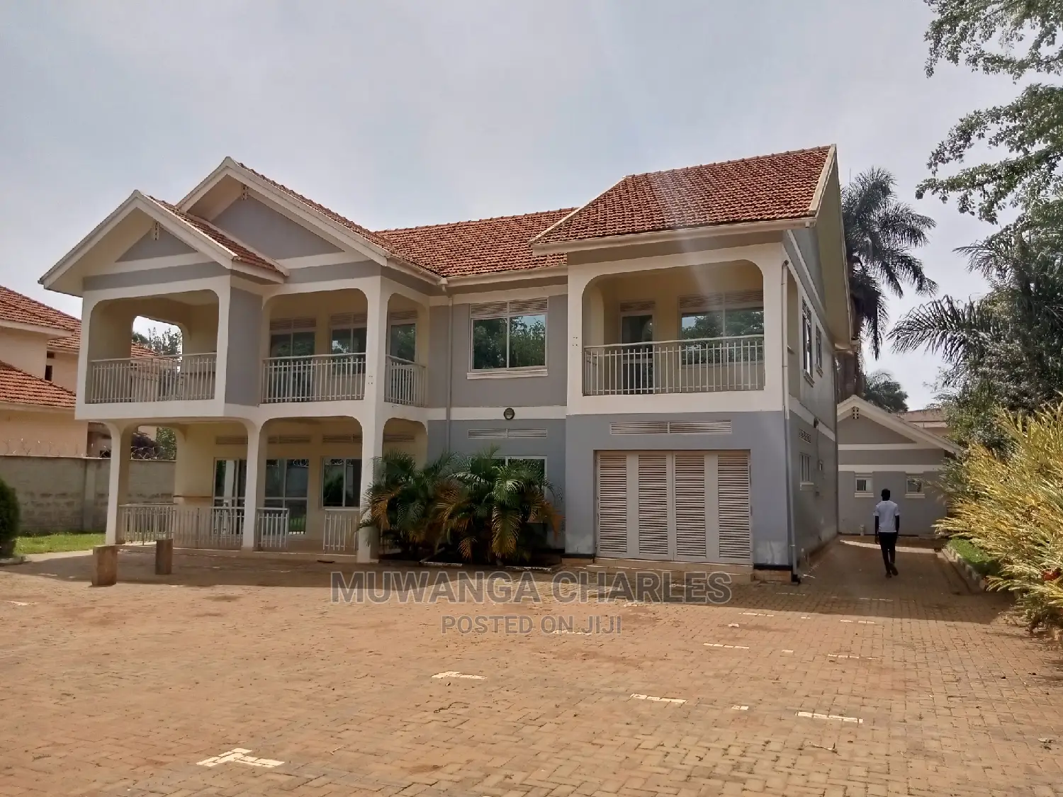5bdrm Duplex in Fs Properties Ltd, Central Division for Rent