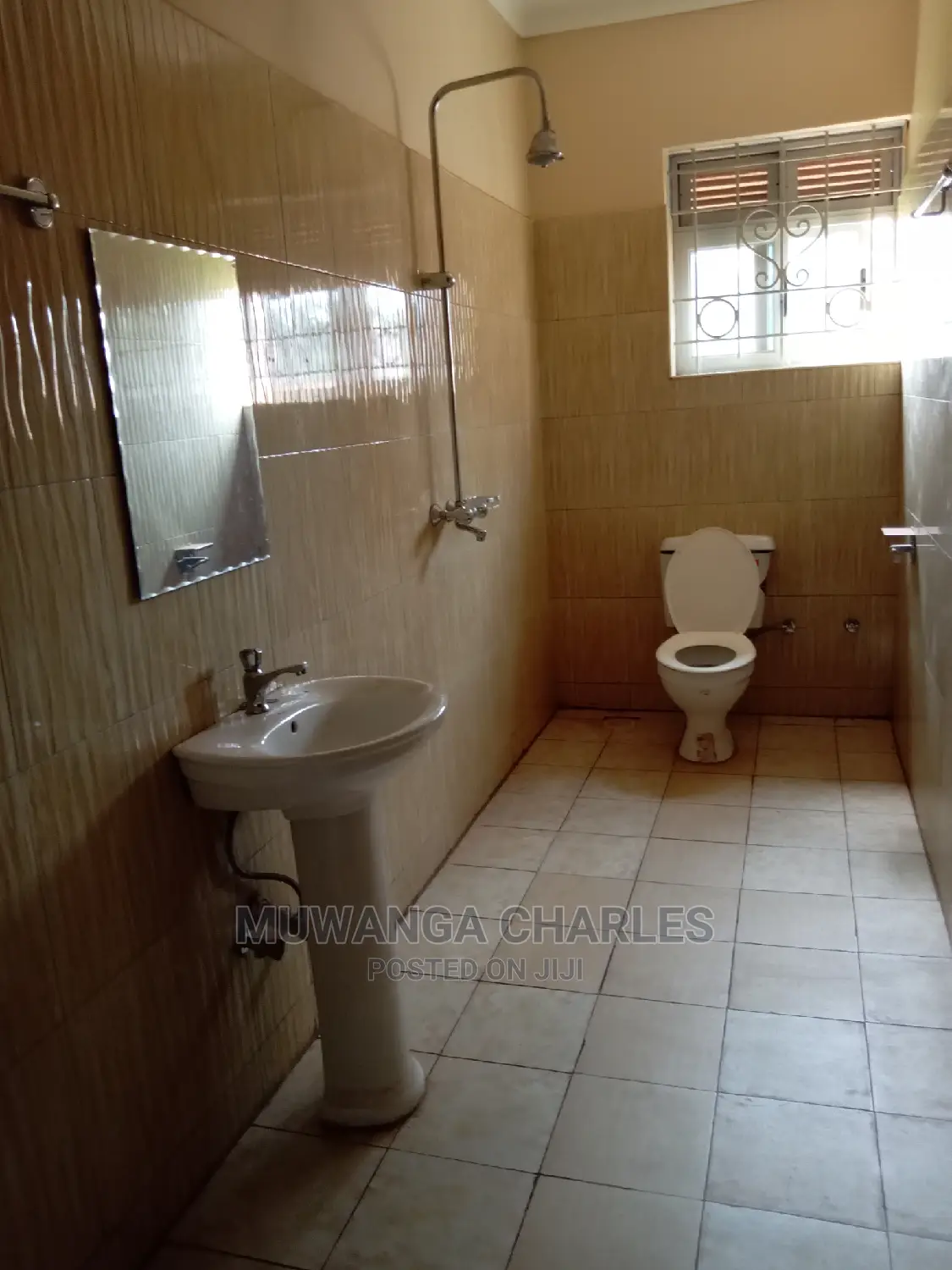 5bdrm Duplex in Fs Properties Ltd, Central Division for Rent