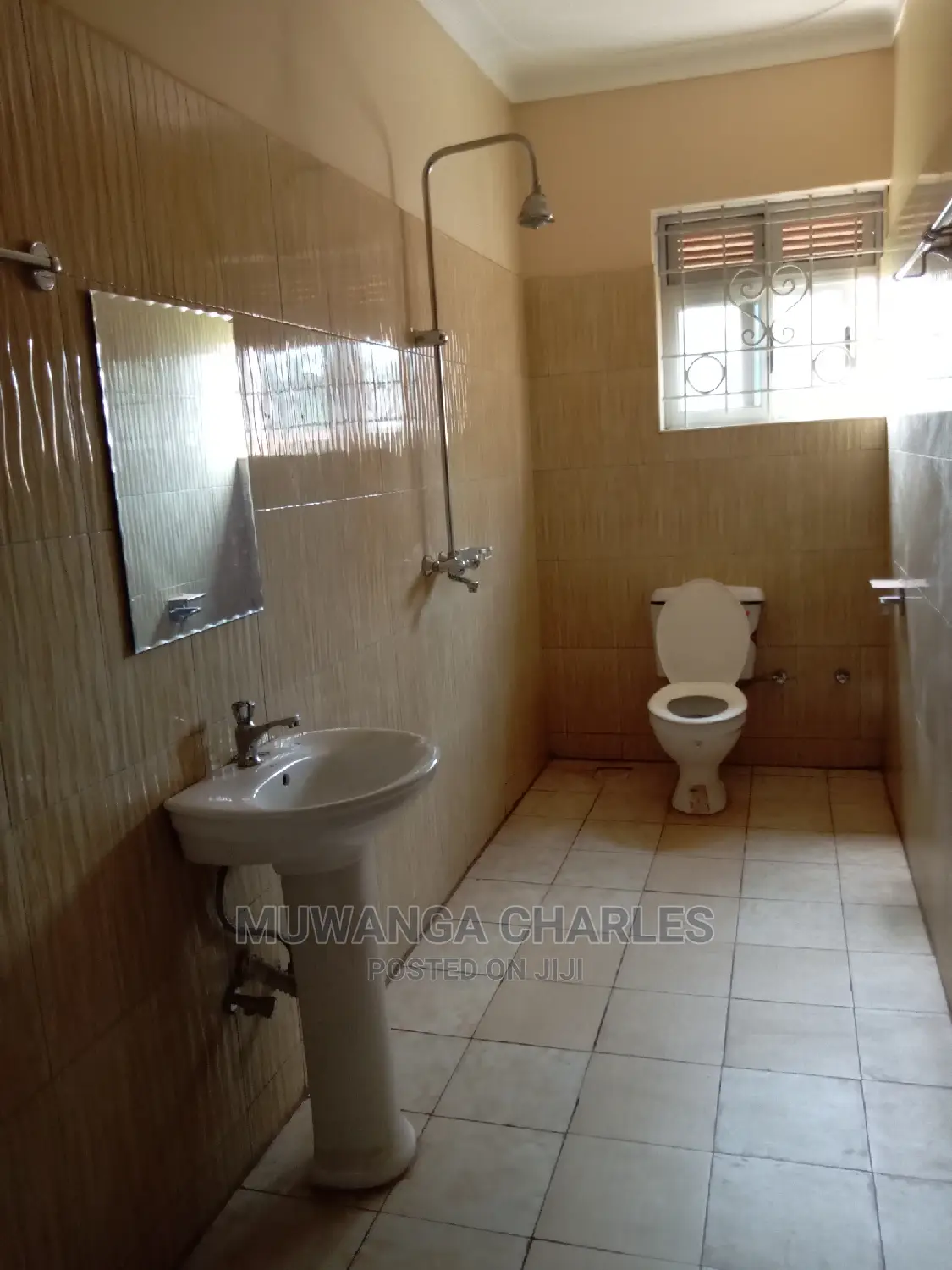 5bdrm Duplex in Fs Properties Ltd, Central Division for Rent