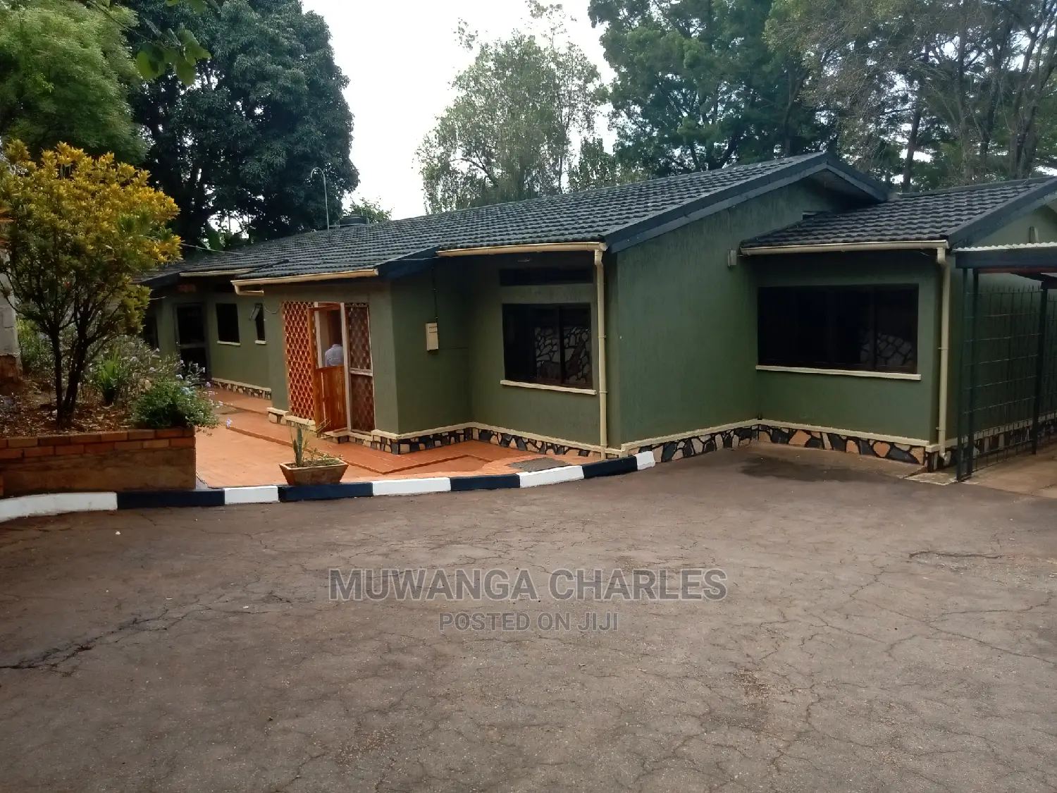 4bdrm Bungalow in Fs Properties Ltd, Central Division for Rent