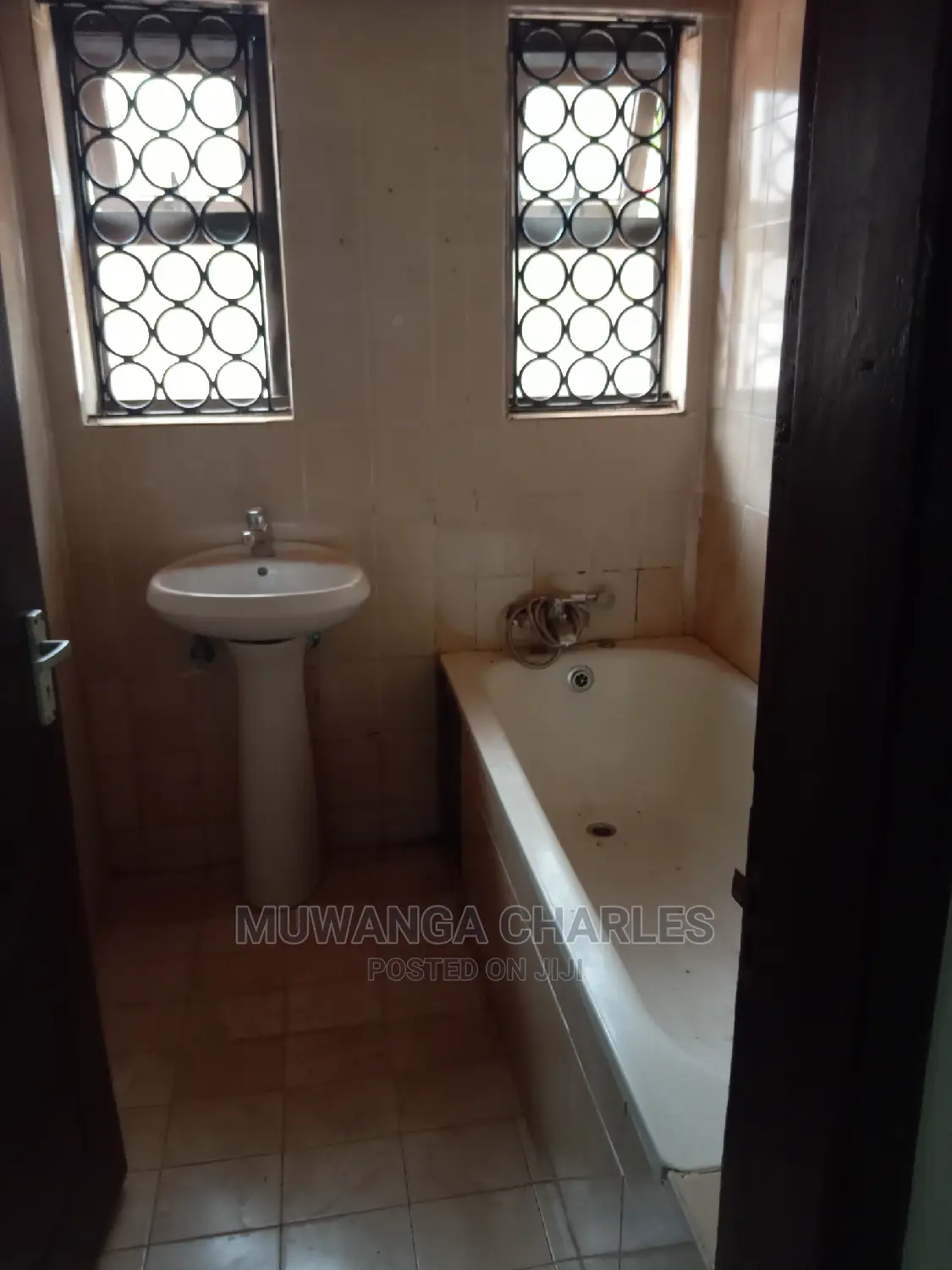 4bdrm Bungalow in Fs Properties Ltd, Central Division for Rent
