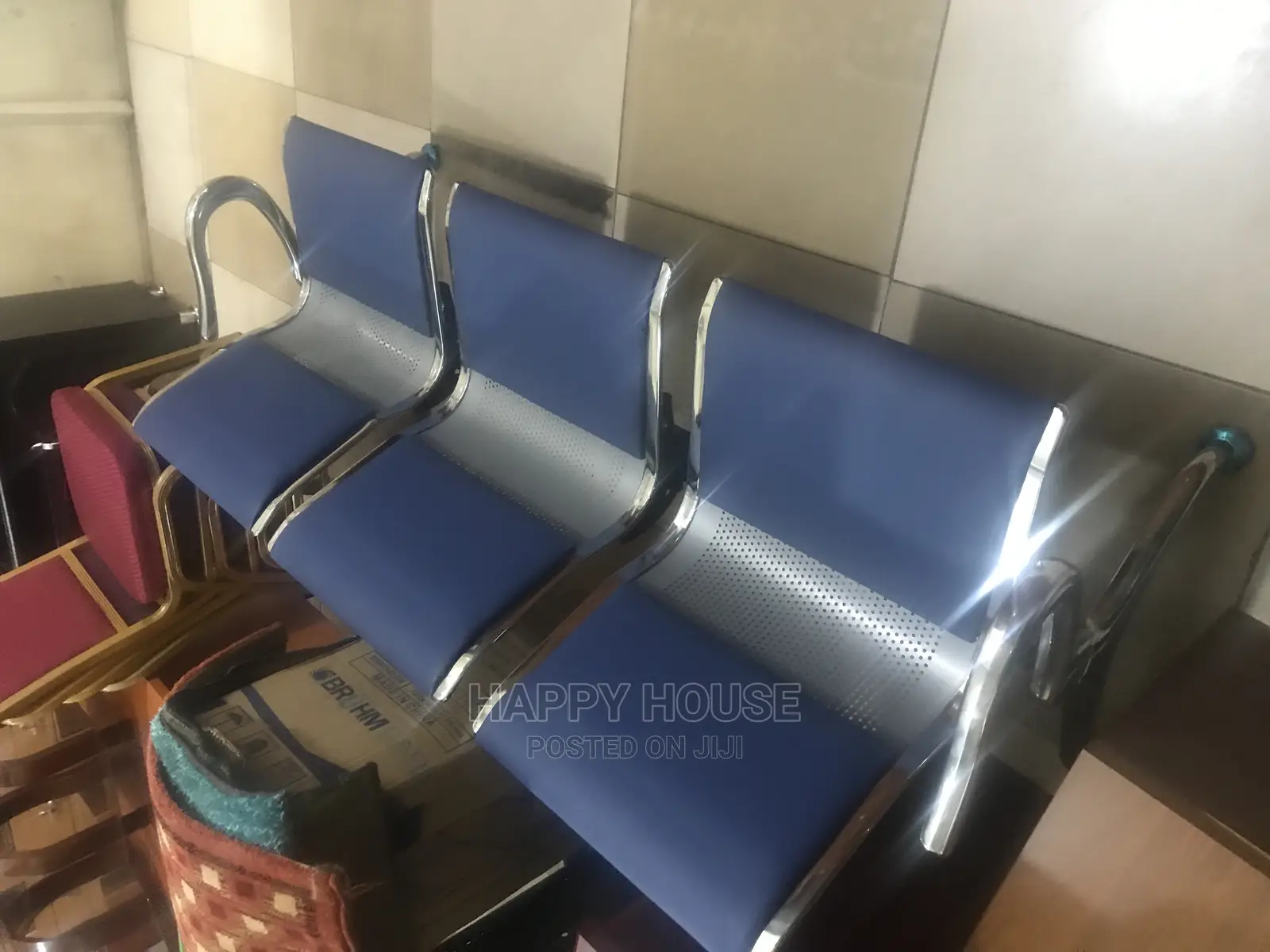 Cushioned Airport Chairs ( Client Area Seats)
