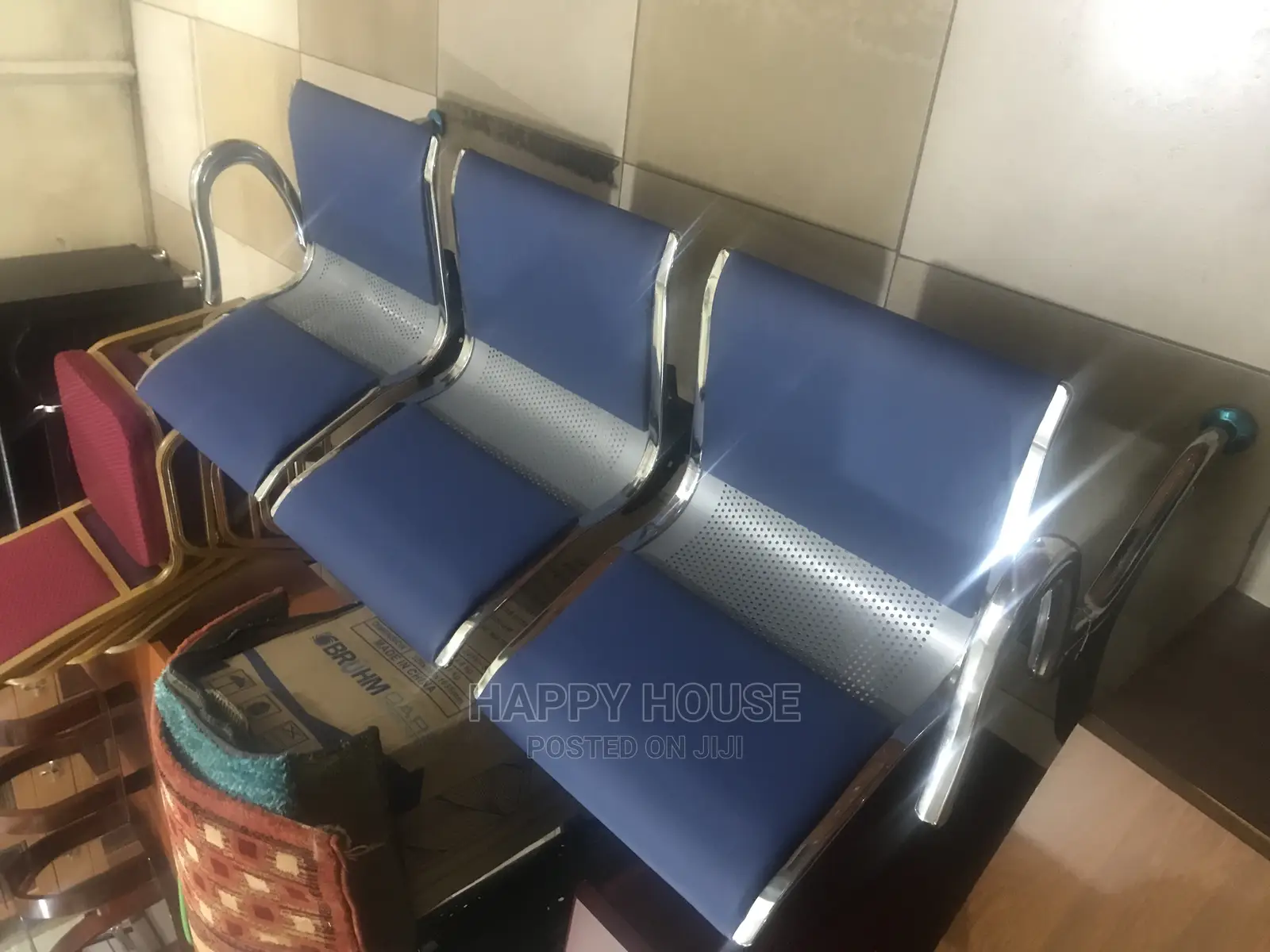 Cushioned Airport Chairs ( Client Area Seats)
