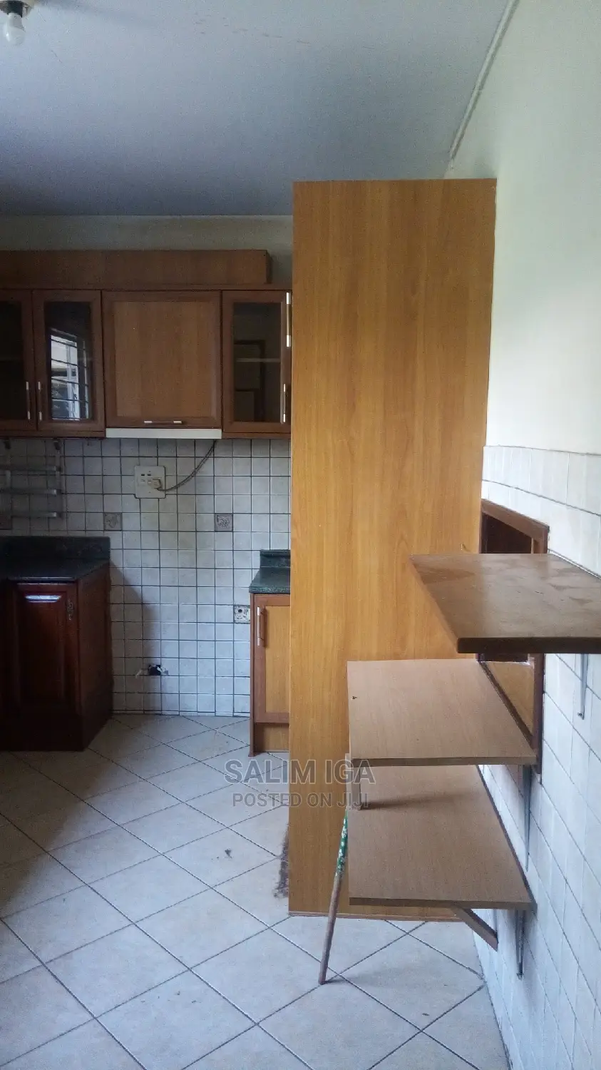 5bdrm Duplex in Kololo Property, Central Division for Rent