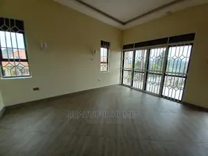 Furnished 5bdrm Duplex in Kira for Sale