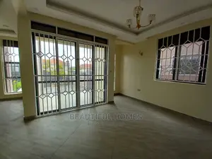 Furnished 5bdrm Duplex in Kira for Sale
