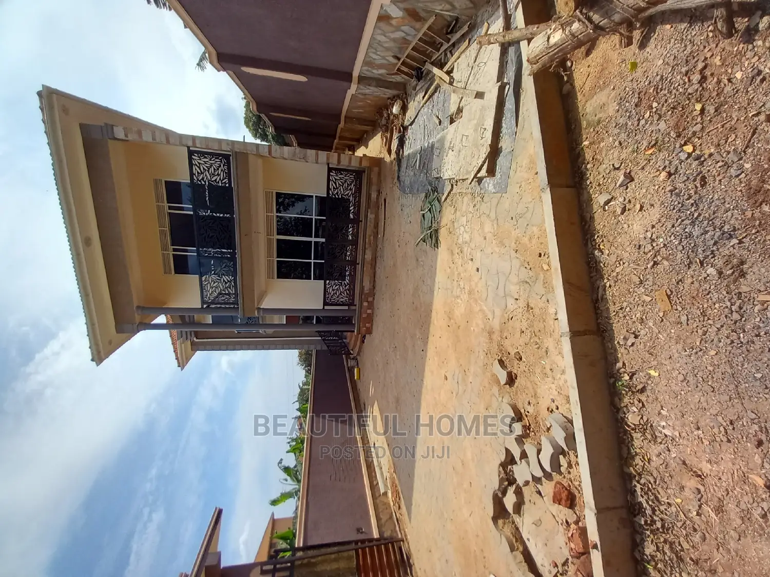 Furnished 4bdrm Duplex in Kisaasi, Nakawa for Sale