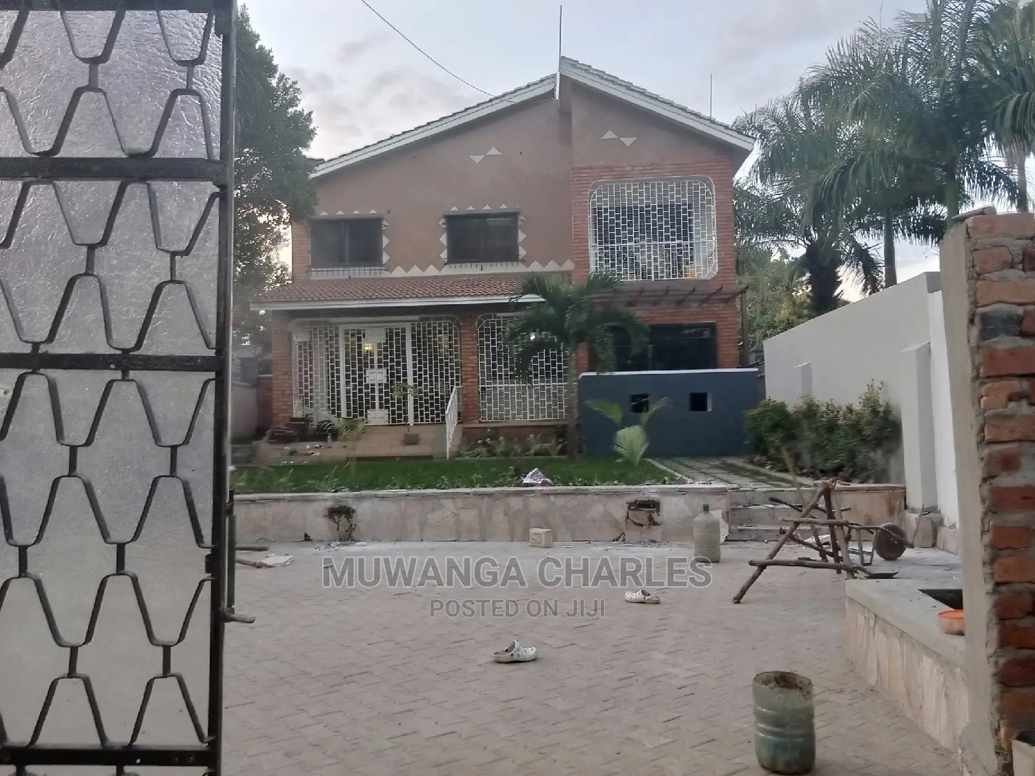 5bdrm Duplex in Fs Properties Ltd, Central Division for Rent