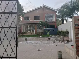 5bdrm Duplex in Fs Properties Ltd, Central Division for Rent