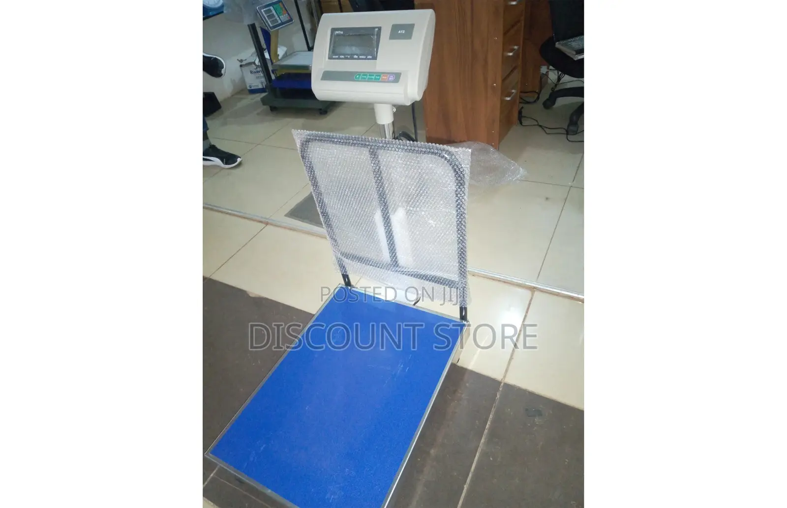Heavy-Duty Platform Weigh Scales Sold at a Discount.
