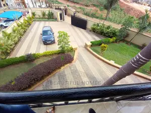 Furnished 6bdrm Mansion in Kiwatule, Central Division for Sale