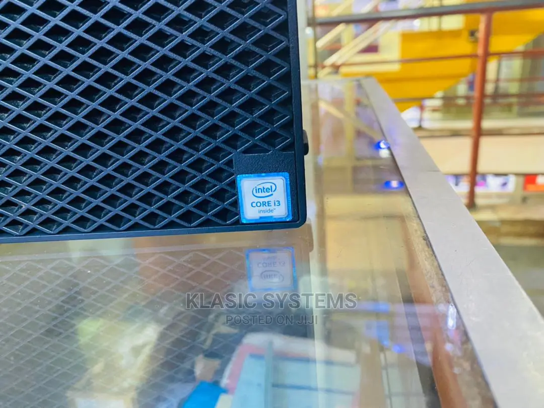 Desktop Computer Dell OptiPlex 3050 4GB Intel Core I3 500GB