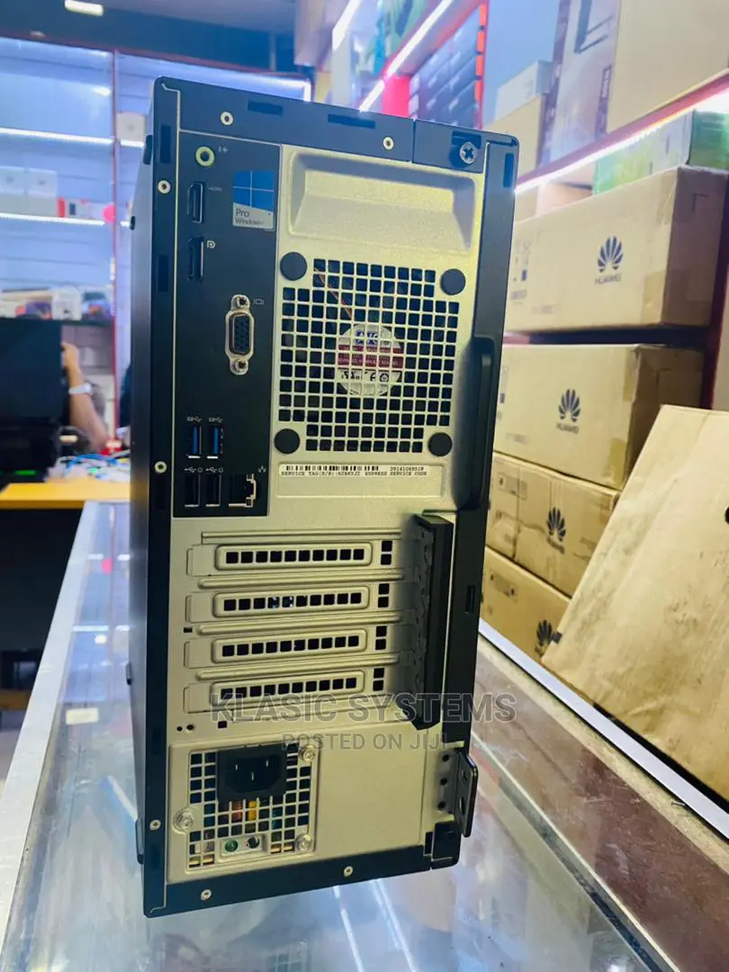 Desktop Computer Dell OptiPlex 3050 4GB Intel Core I3 500GB