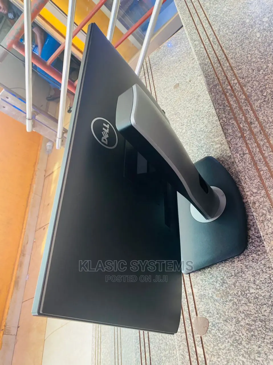 Dell Monitor